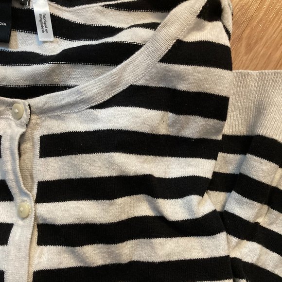 Striped Button-Up Sweater - Picture 3 of 12